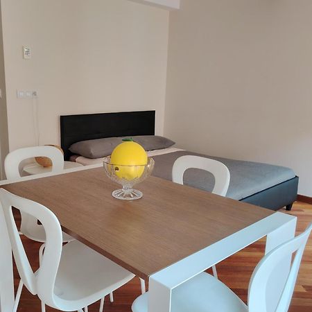 La Perle De Menton Apartment ภายนอก รูปภาพ